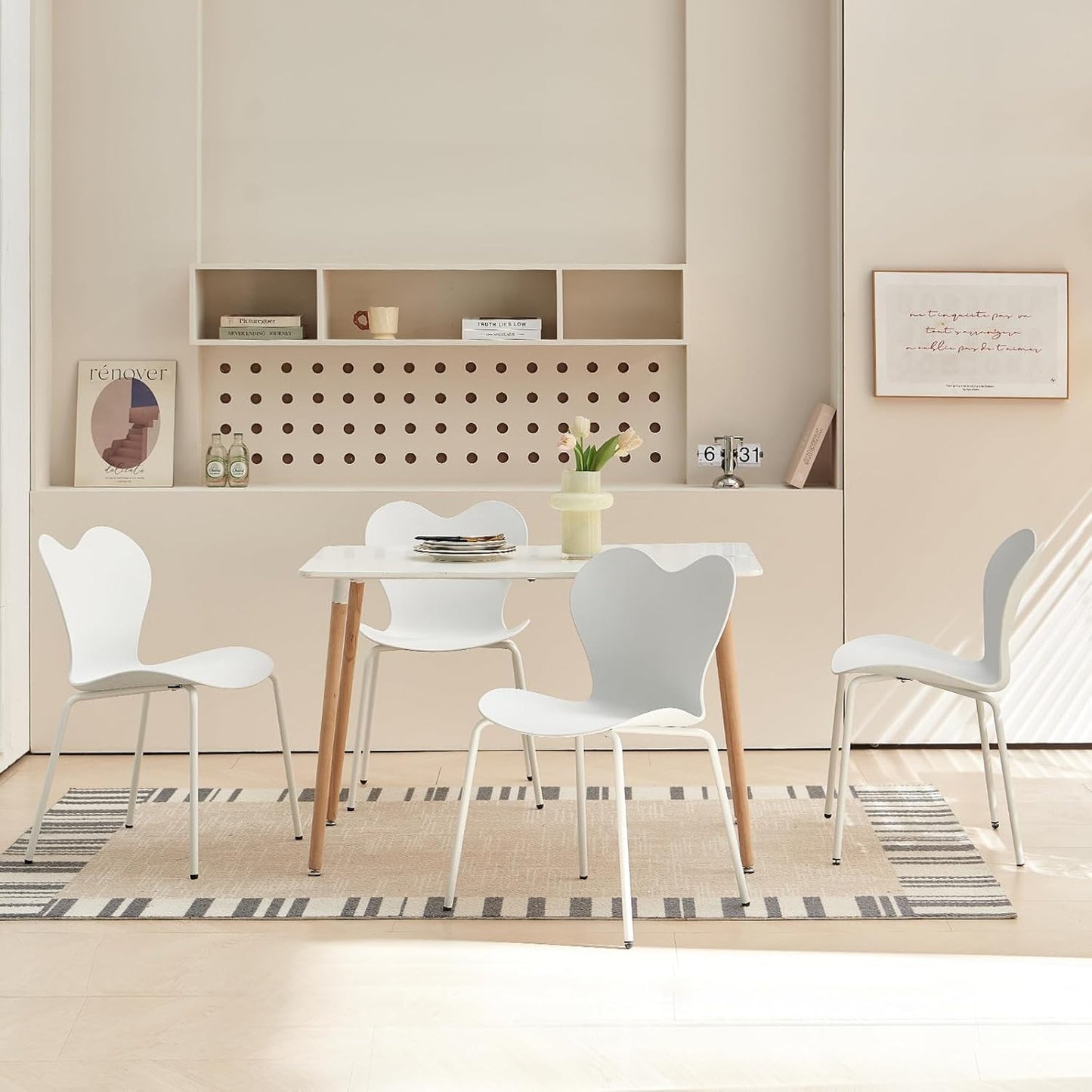 Set of 4 Chairs