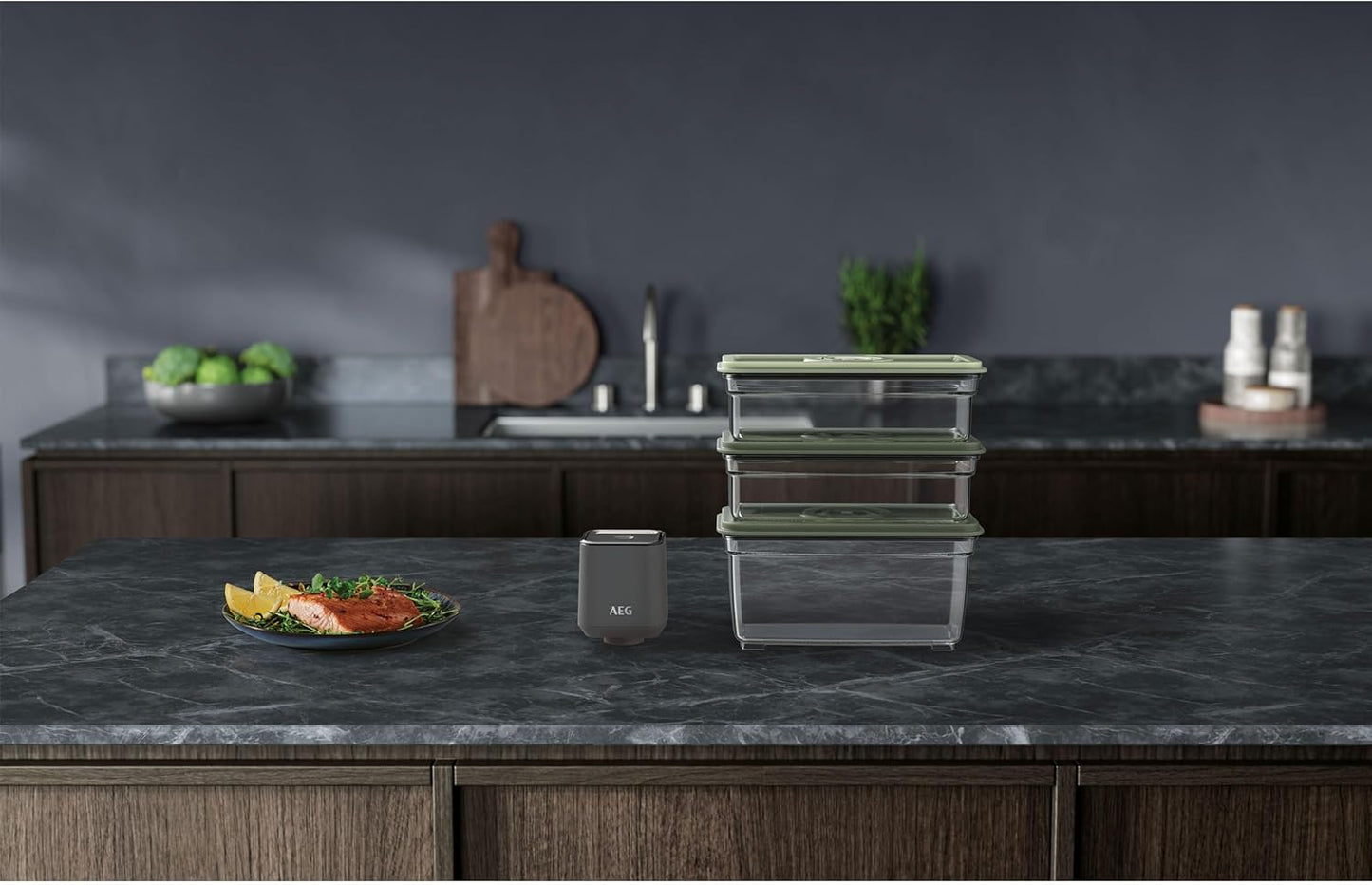 AEG Vacuum Food Storage Containers Set