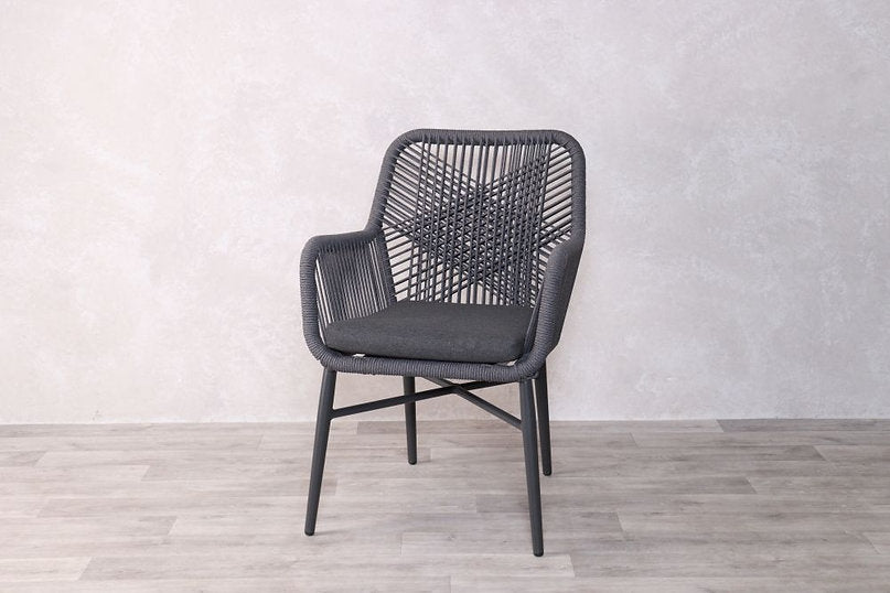 outdoor dining chair