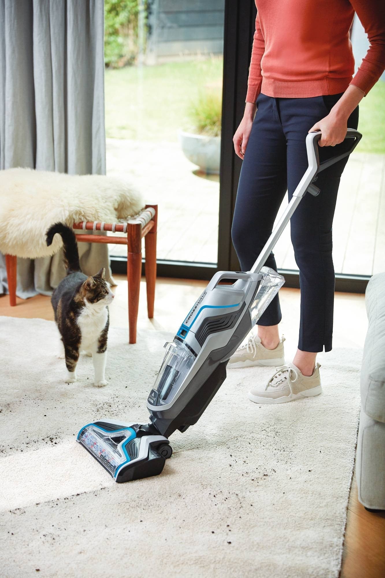 BISSELL  Rechargeable VACUUM, WASH & DRY